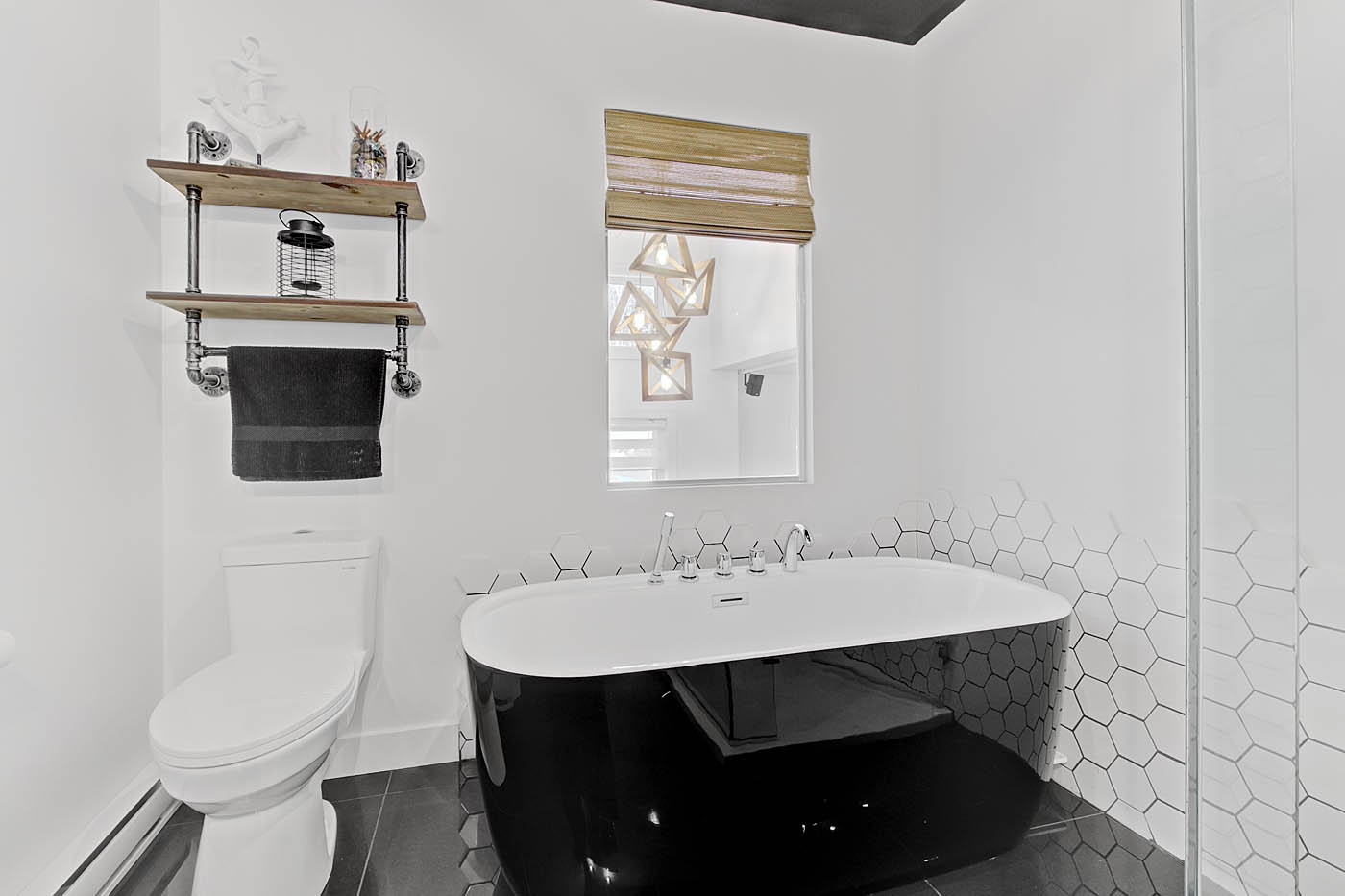 Salle de bain contraste texture Stoneham LP2 Construction