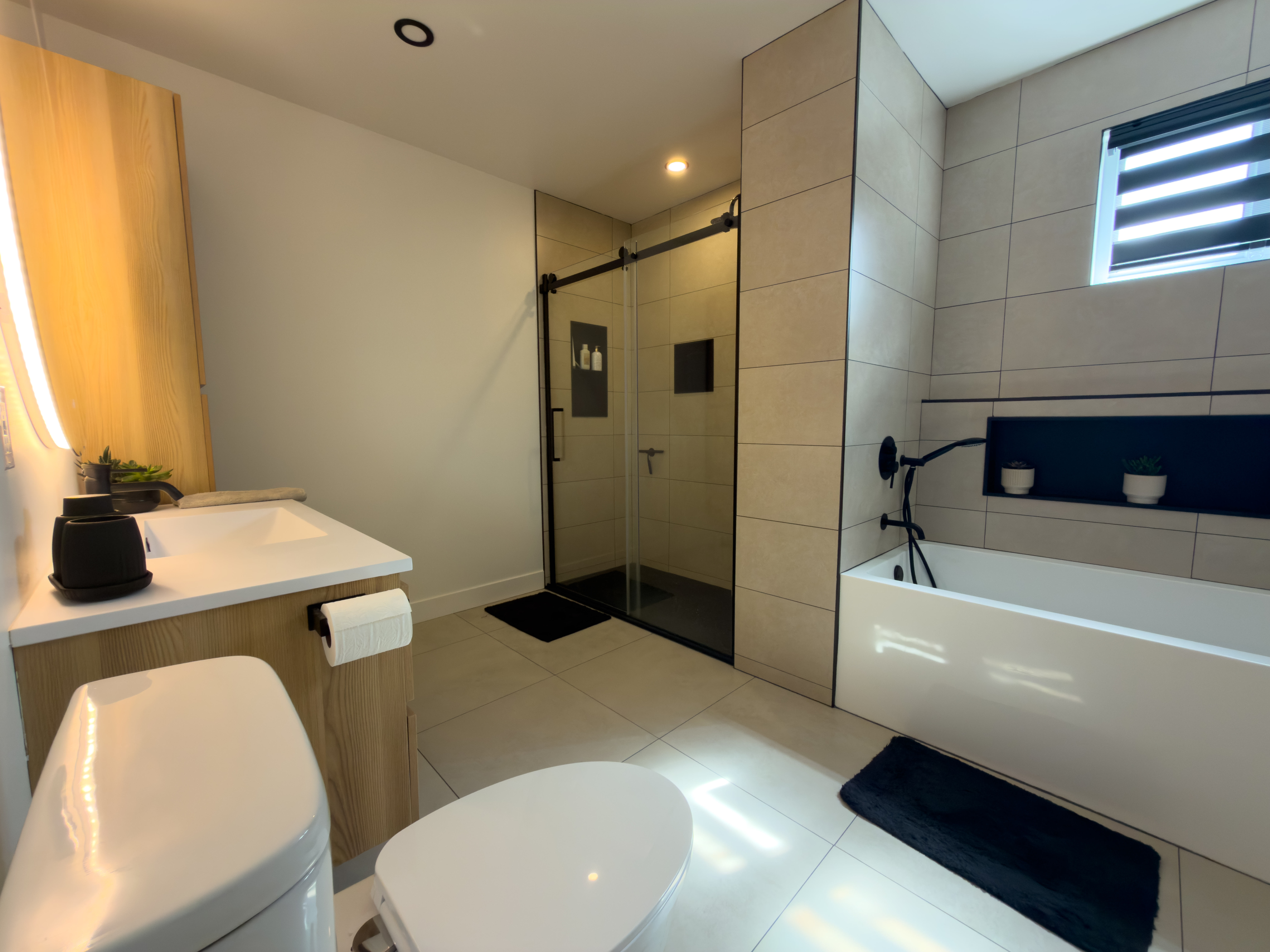 Salle de bain haut de gamme contemporaine Val-Bélair LP2 Construction